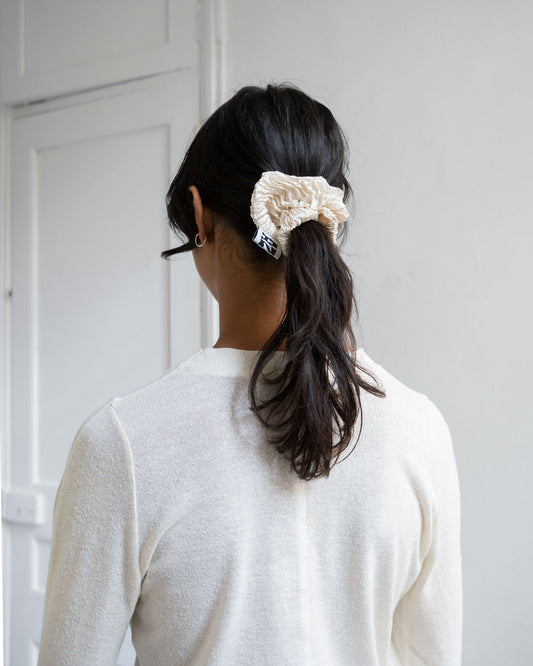 PLISSÉ SATIN SILK SCRUNCHIE