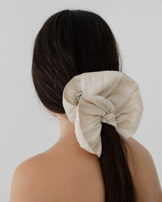 RAW SILK SCRUNCHIE