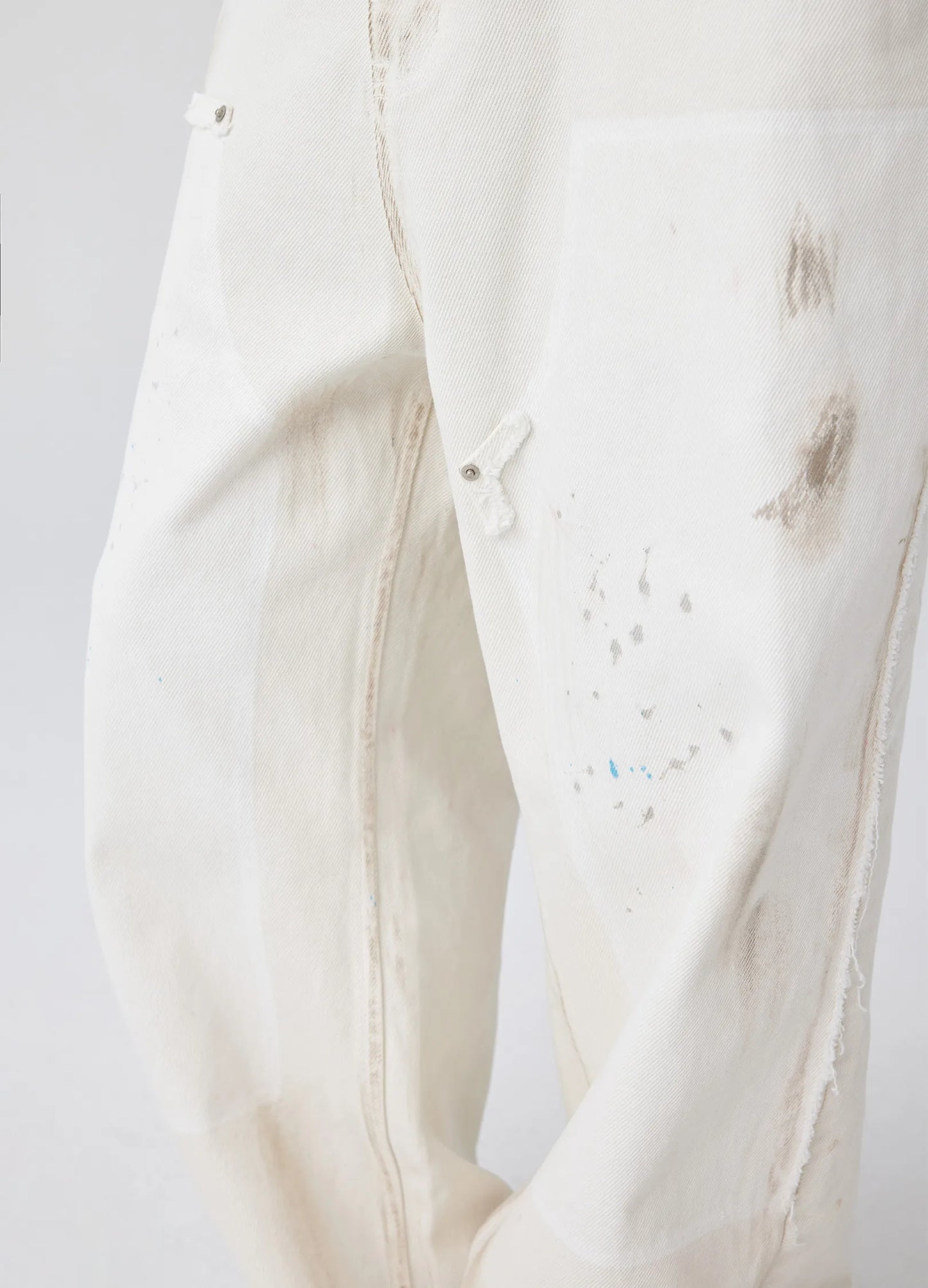 DISTRESSED PAINTER PANTS