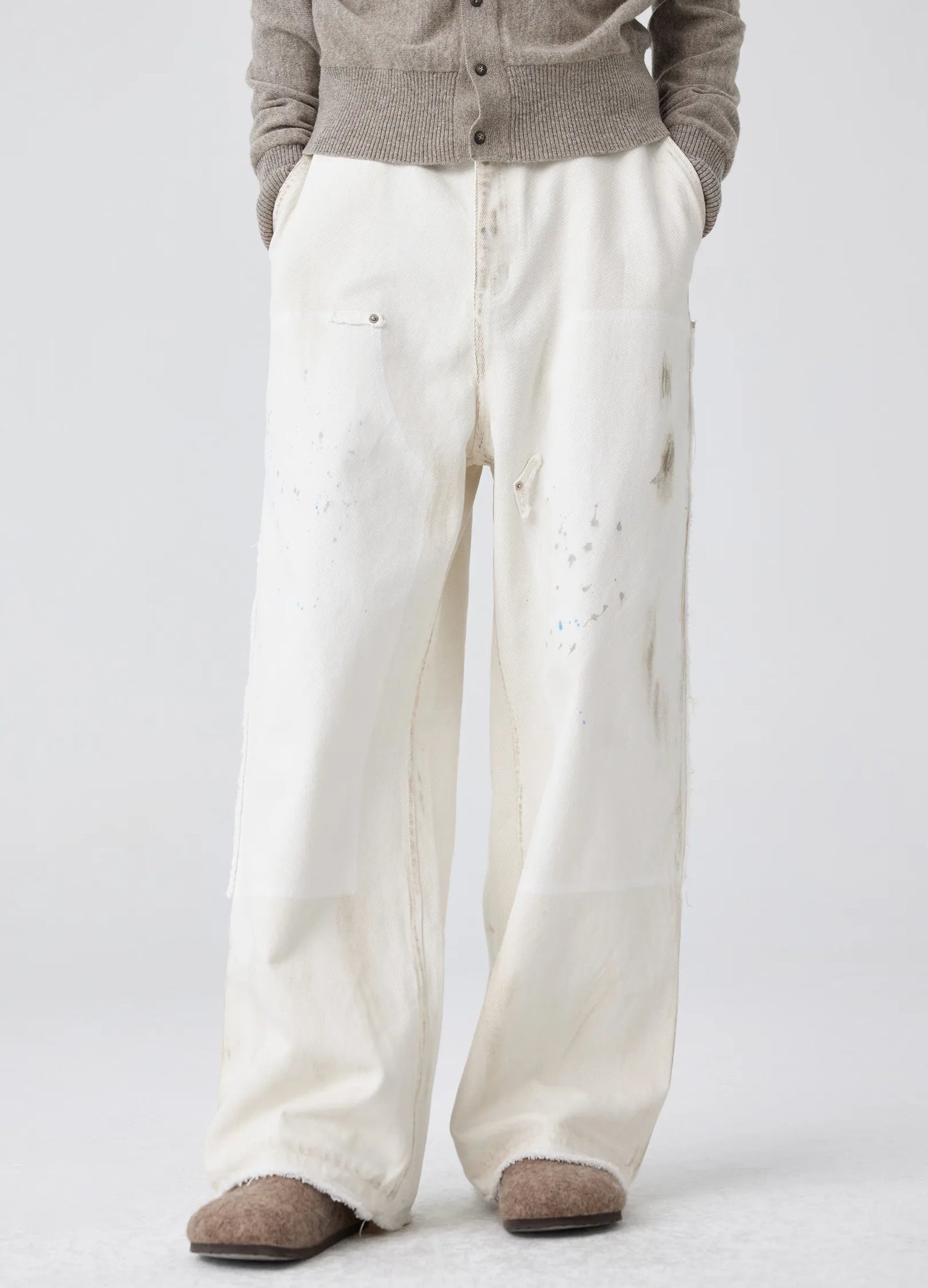 DISTRESSED PAINTER PANTS