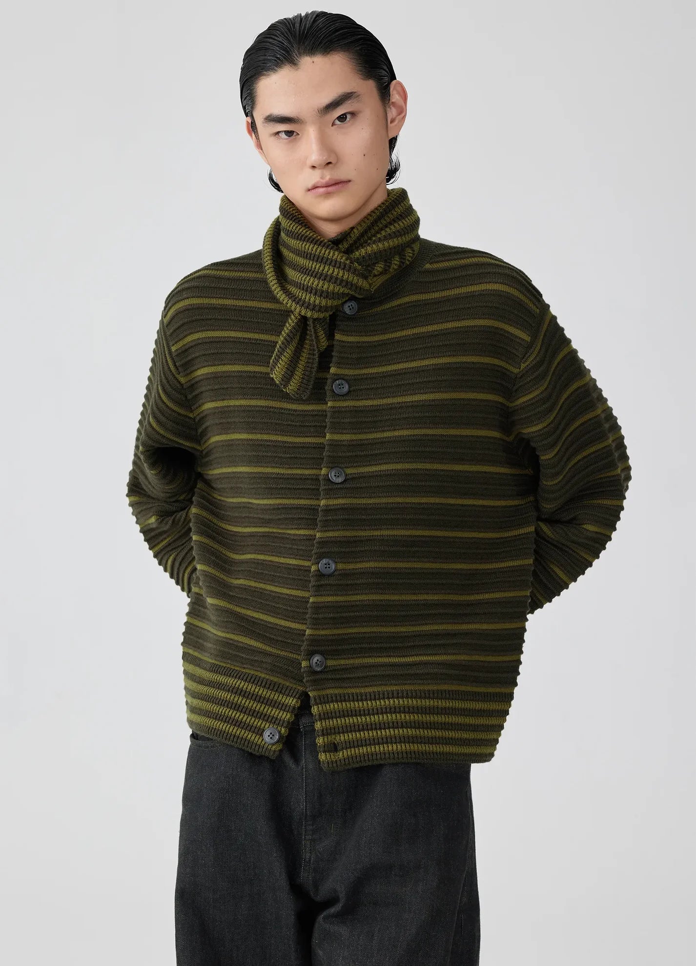 PLEATED CONTRAST CARDIGAN