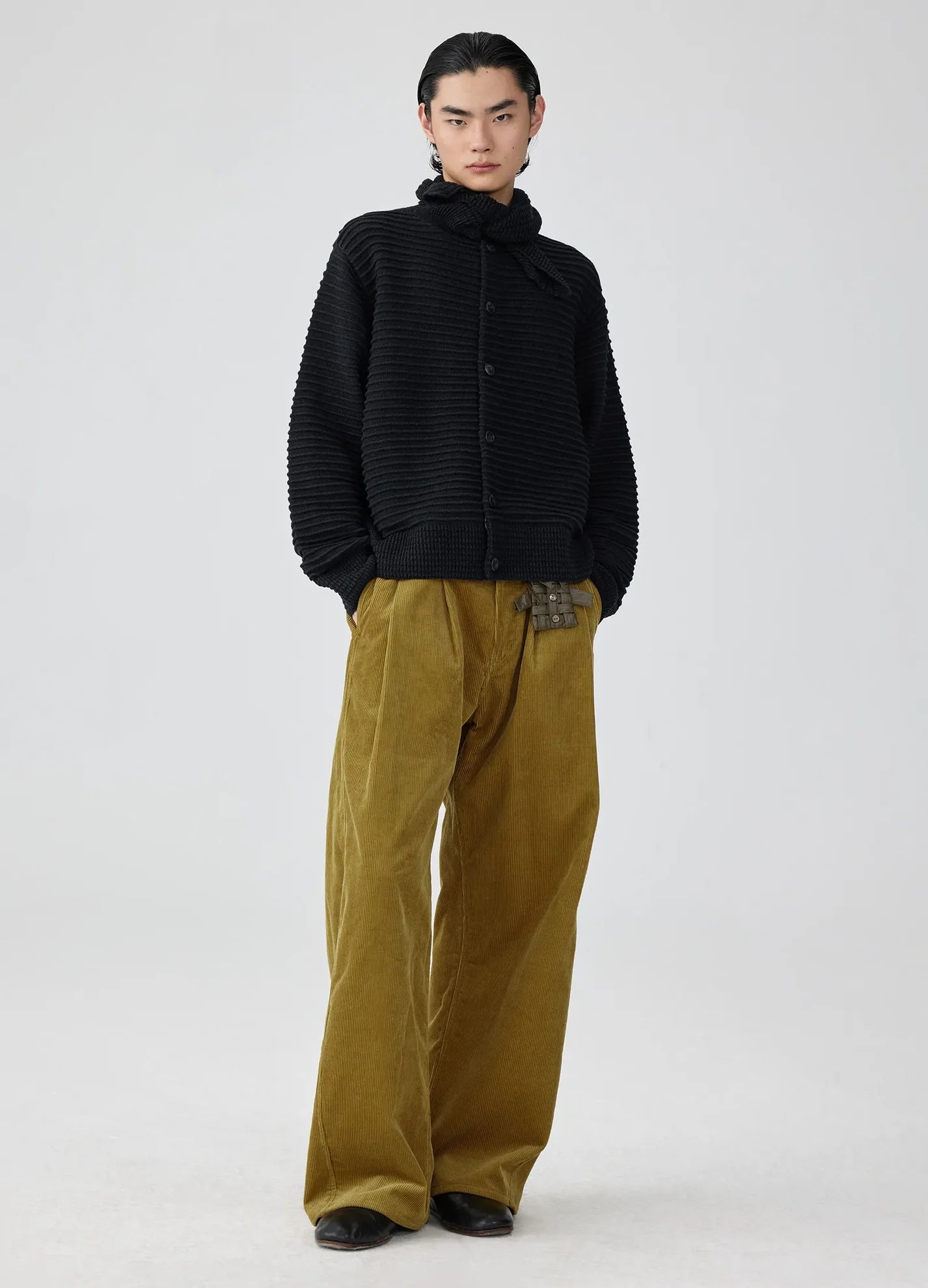 WIDE CORDUROY TROUSERS